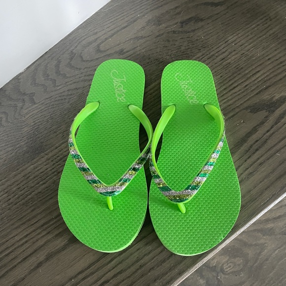 💚Flip Flops 💚 - Picture 5 of 5